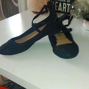 Ballet flats